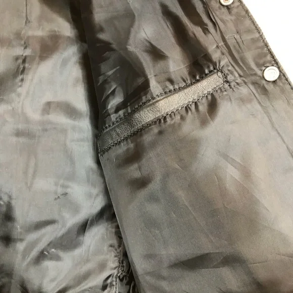 𝅺INTERSTATE Leather Motorcycle Vest-L